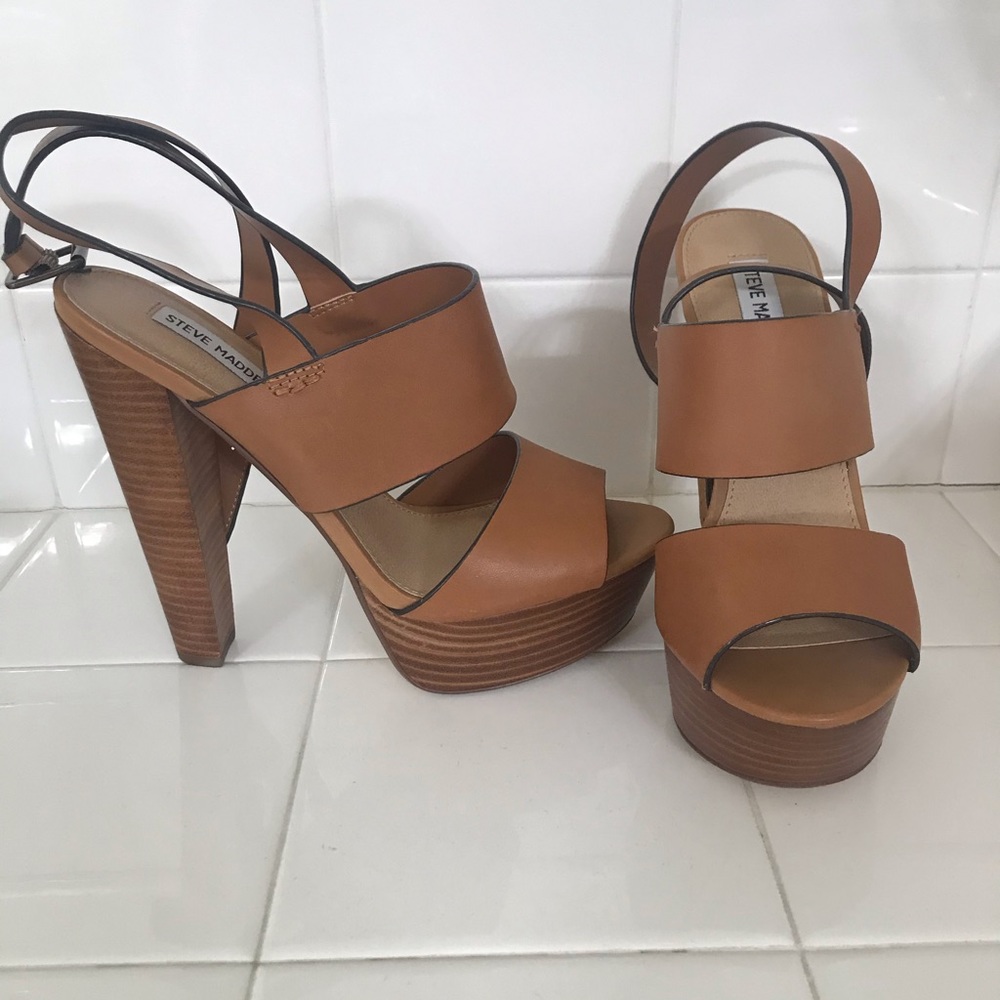 Steve Madden Dezzzy tan leather pumps